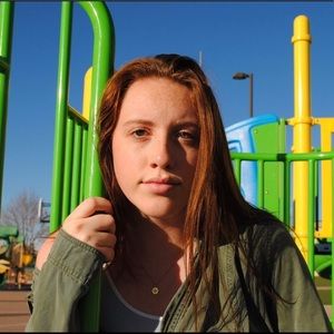 Meet your Posher, Kayla